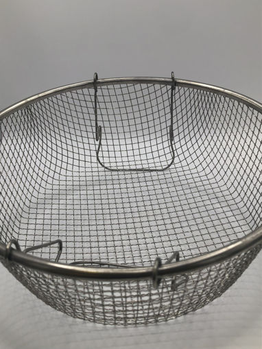 Picture of STAINLESS STEEL SIEVE WITH STEEL HANDLE ZY709-26